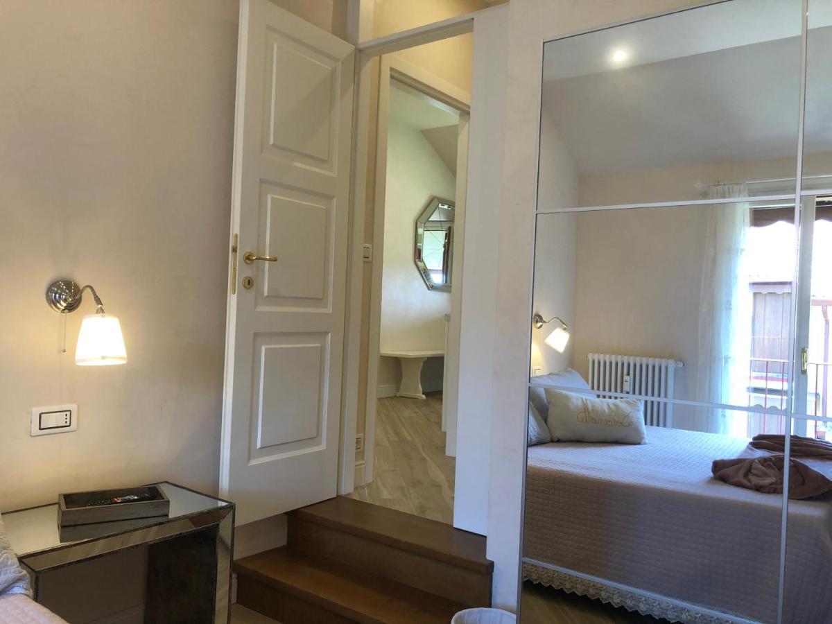 Old Town Apartment Sirmione Exterior photo